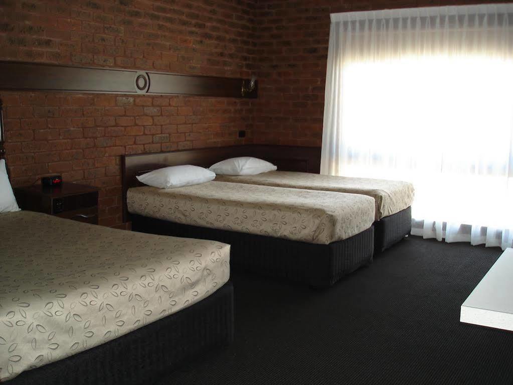 Albury Townhouse Motel Bagian luar foto